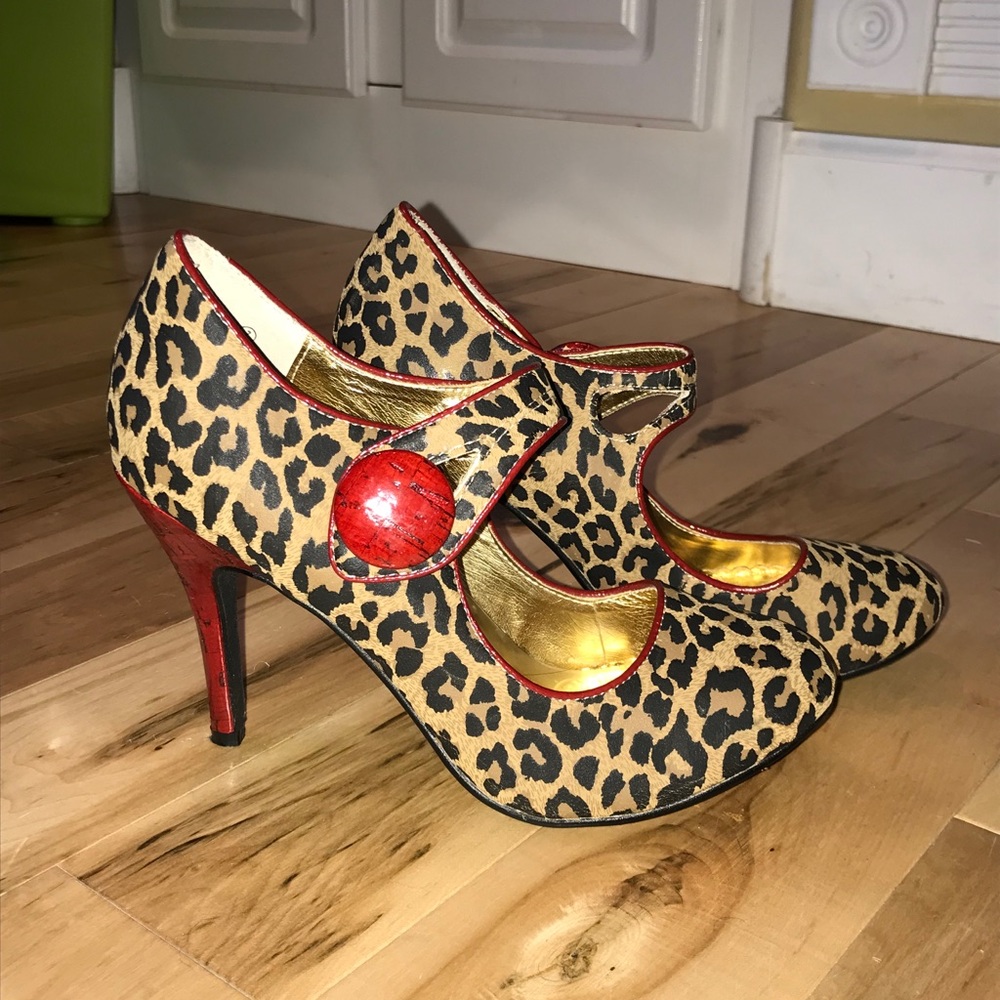 Not Rated Heels